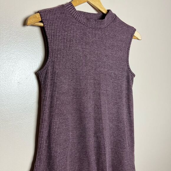 CLEARANCE! Wild Blue x Sadie Robertson Mock Neck Top Size M EUC - Picture 5 of 7